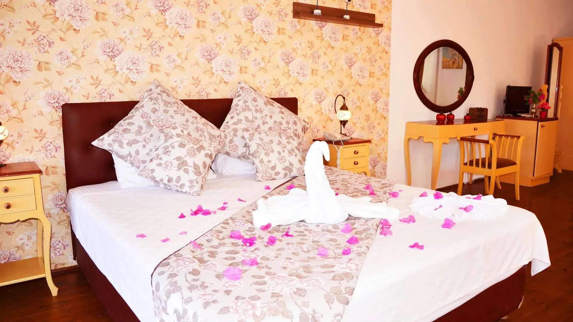 Baldan Suites Hotel & Restaurant Bozburun